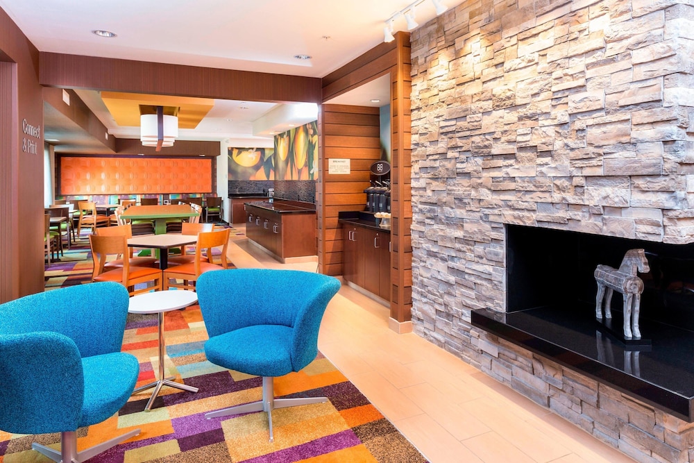 Fairfield Inn & Suites Galesburg 18/22