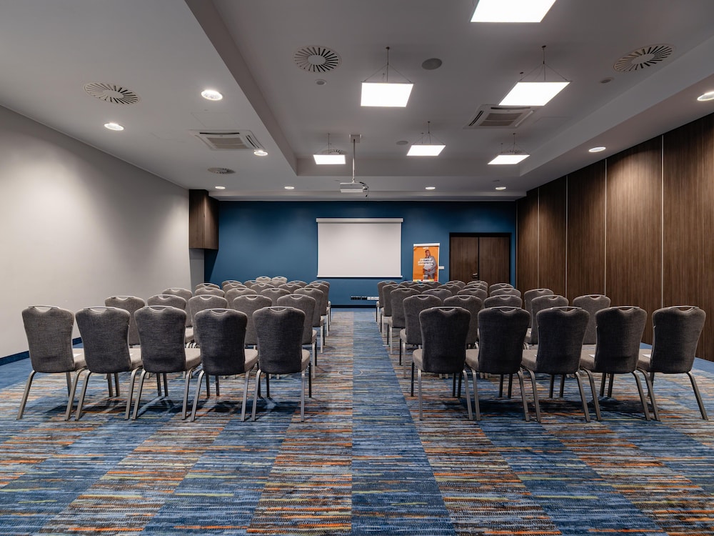 PARK INN BY RADISSON RIGA VALDEMARA 56/69