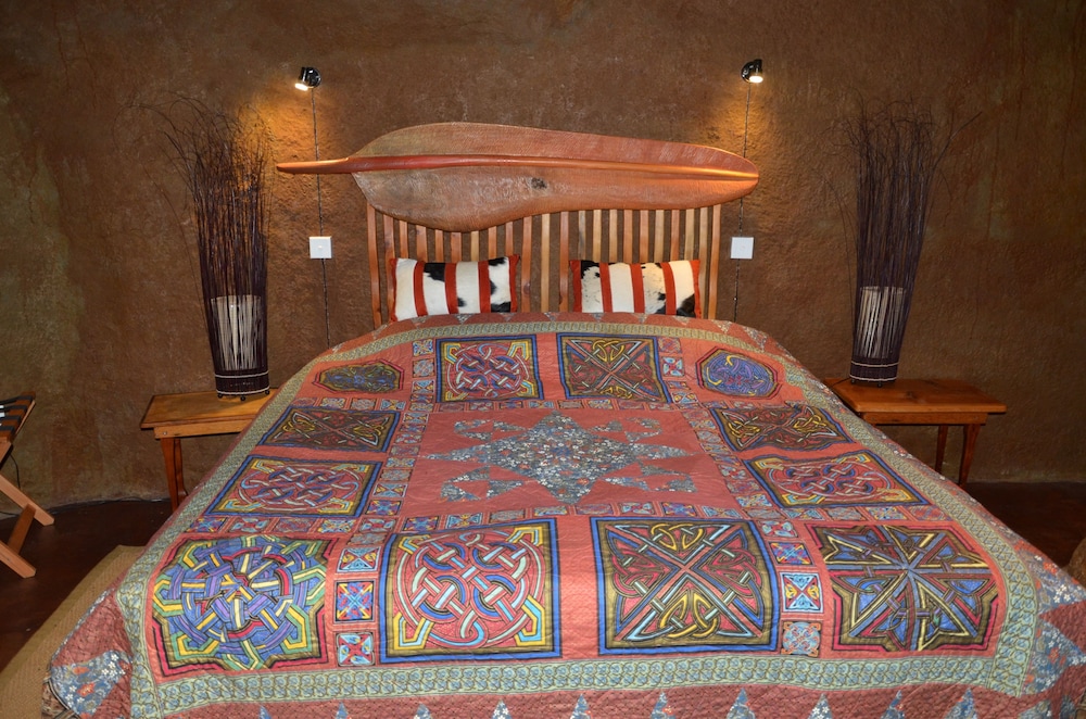 Antbear Lodge 14/50