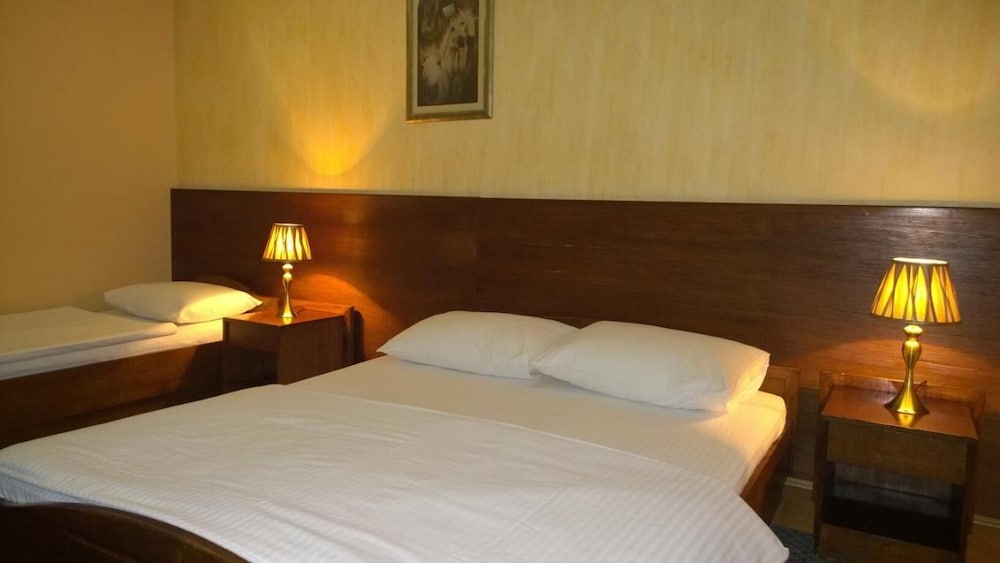 Bm International Hotel 9/38