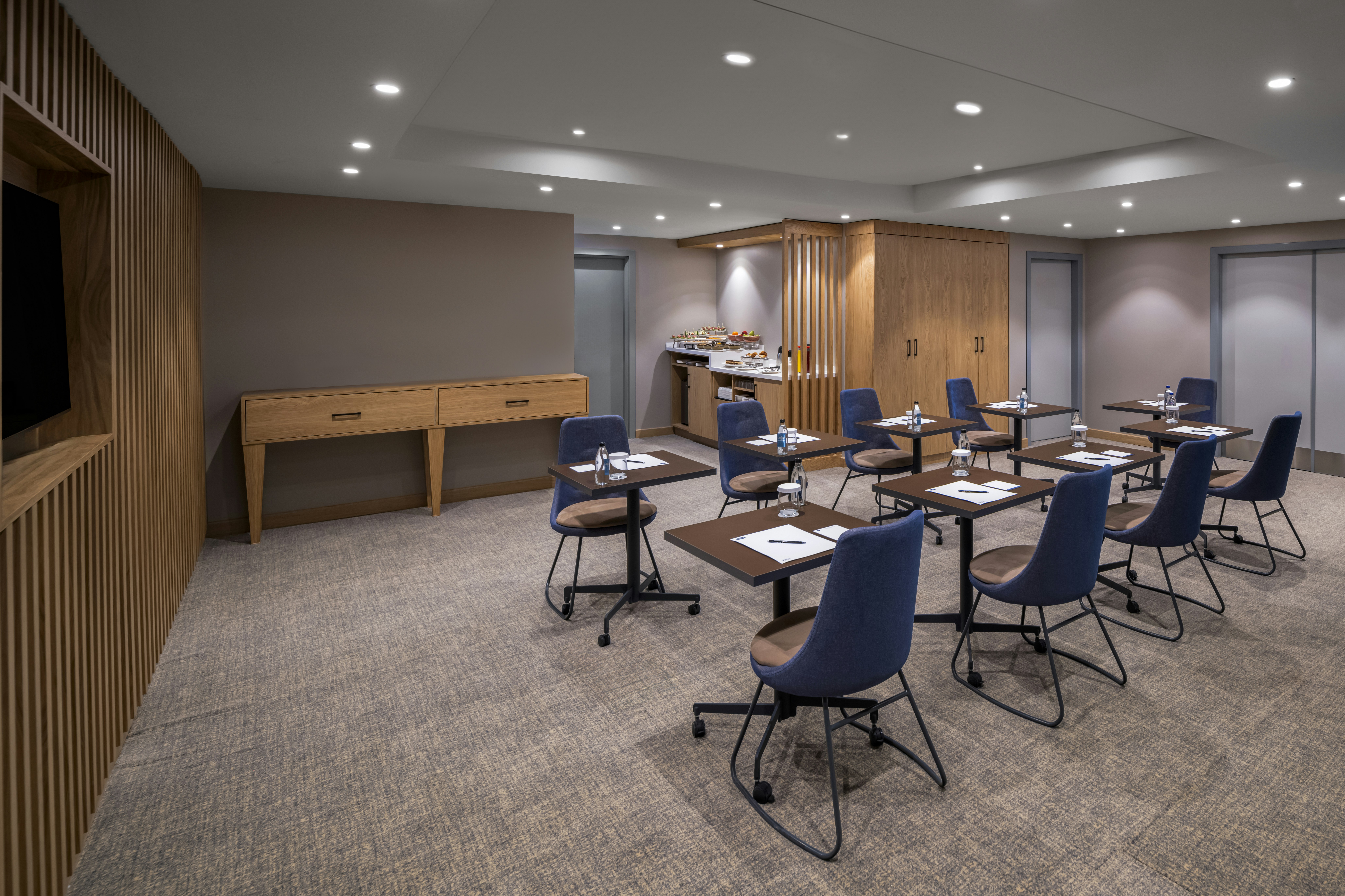 Hampton by Hilton Istanbul Sirkeci 12/15