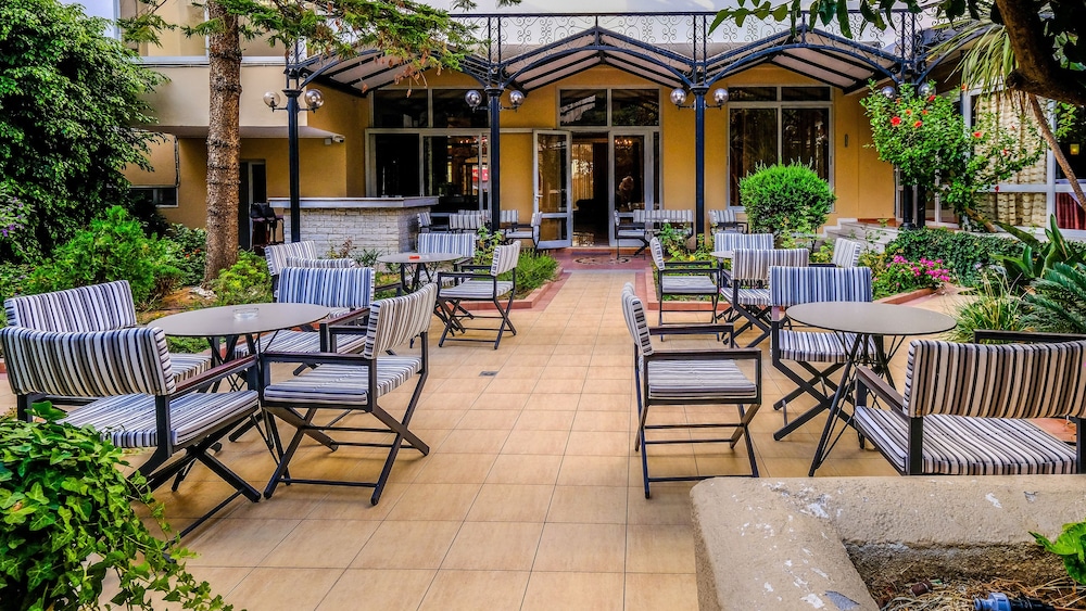 Achillion Palace 23/39