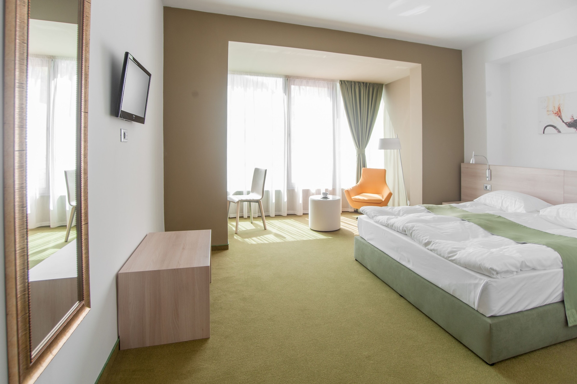 STANDARD, DOUBLE BED