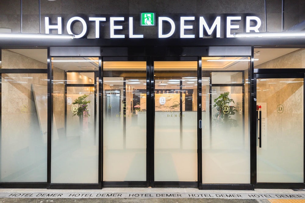 Hotel Demer 1/50