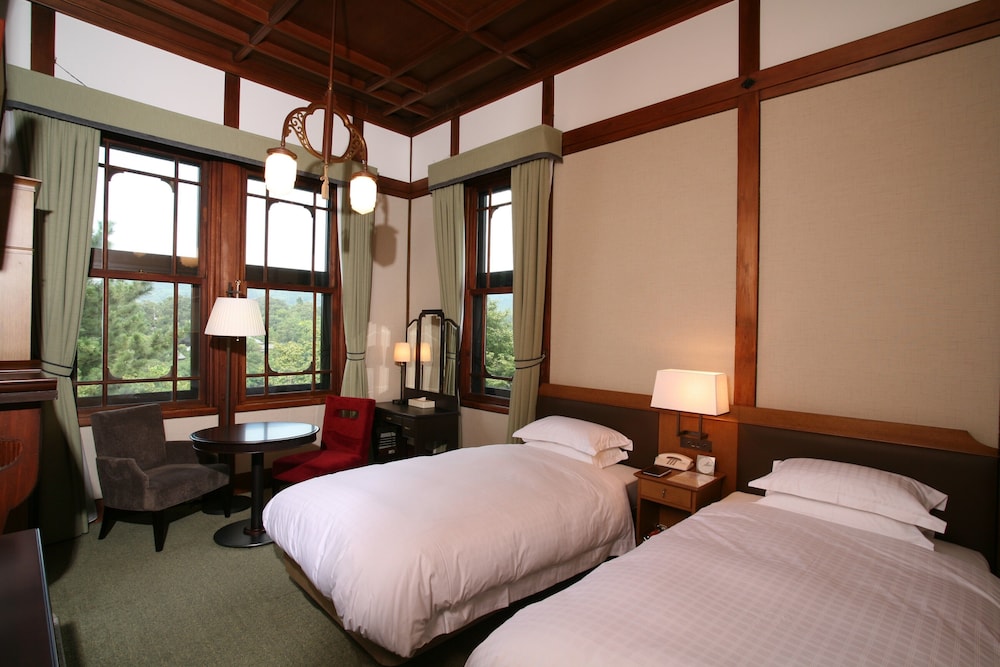 Nara Hotel 11/72