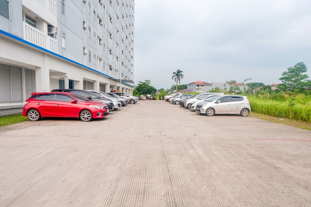 OYO Life 2837 Apartment Dramaga Tower 24/27