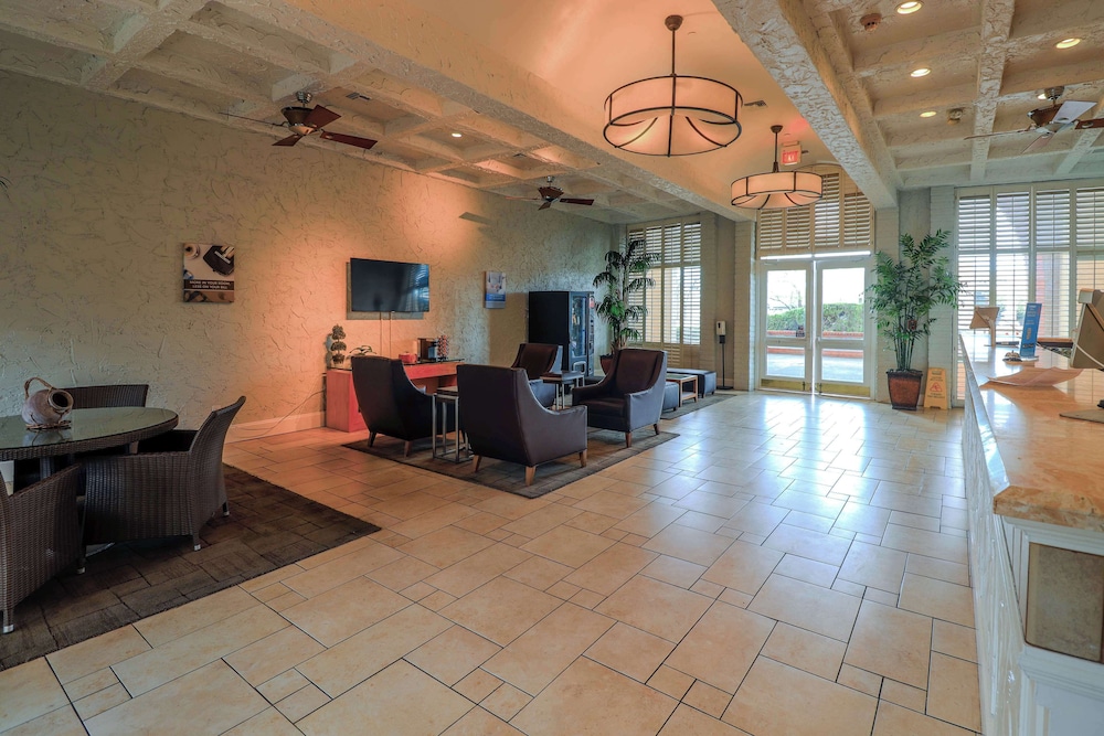 Studio6 Phoenix, AZ – Sky Harbor 11/18