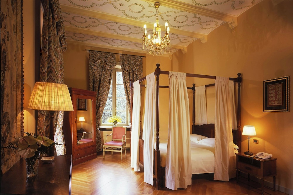 Heritage, Suite, Queen Bed, Park View