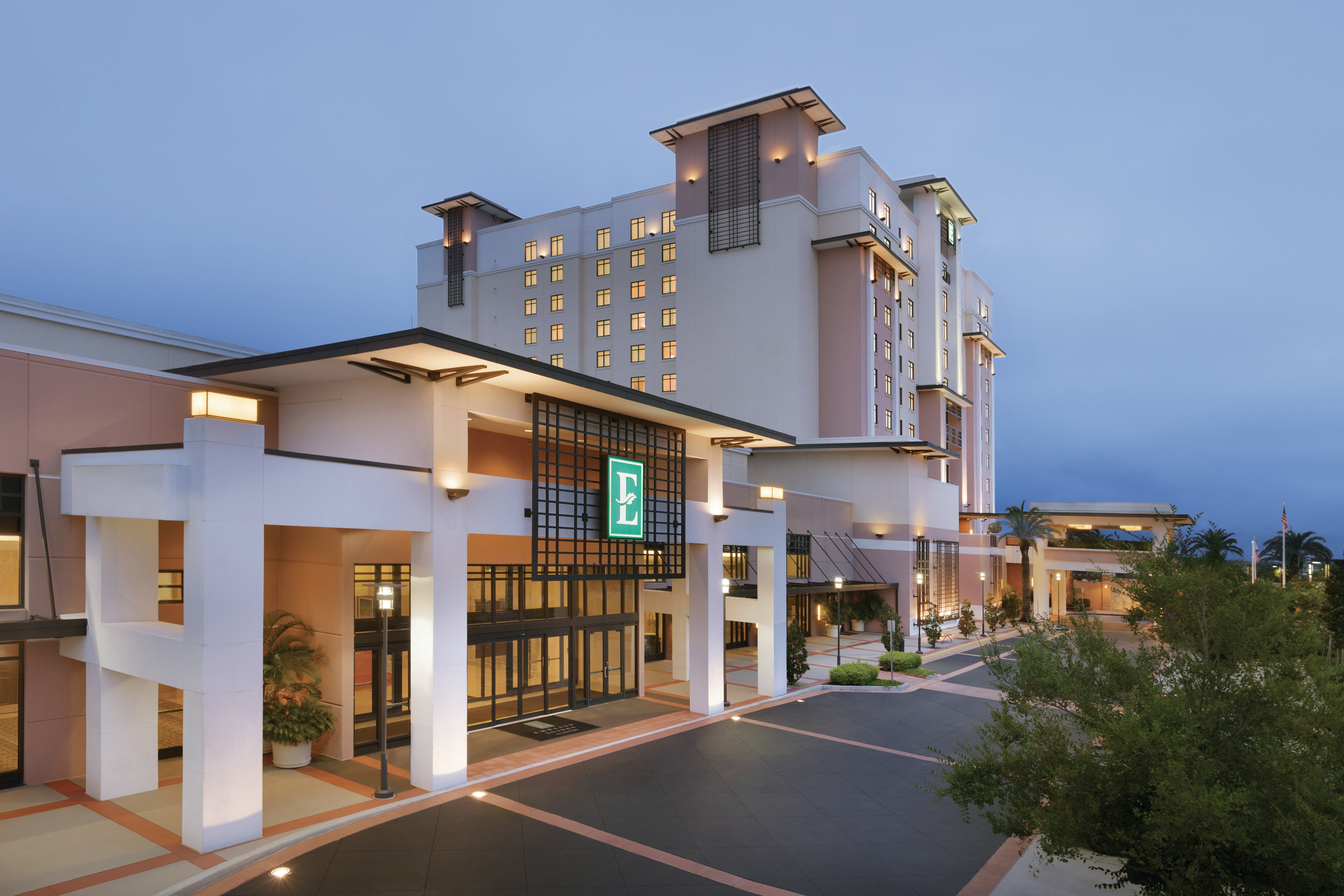 Embassy Suites By Hilton Orlando Lake Buena Vista South 4/82