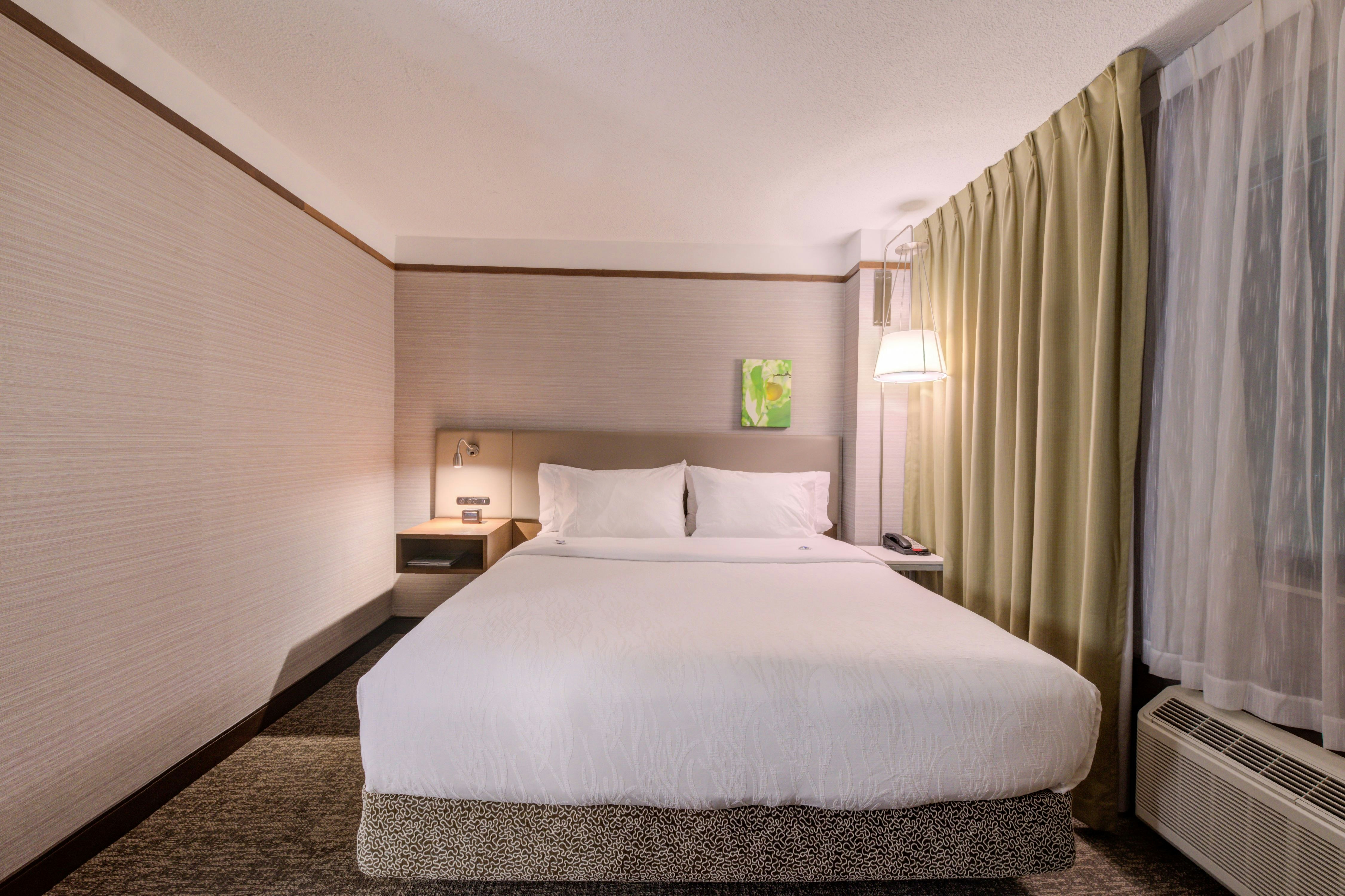 Hilton Garden Inn Detroit Southfield 17/84