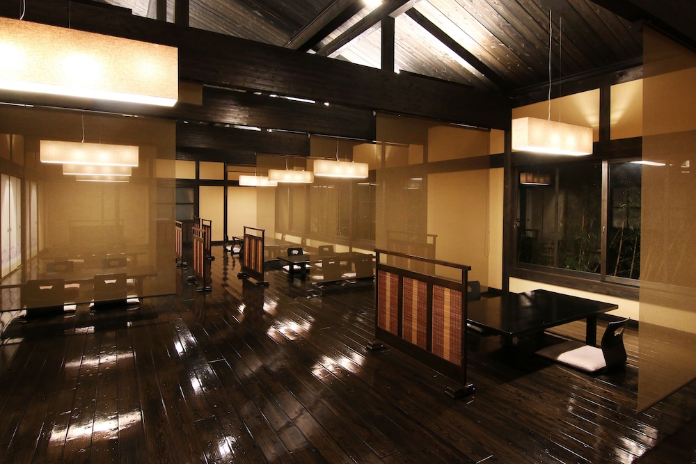 Yufuin Ryoan Wazanho 26/49