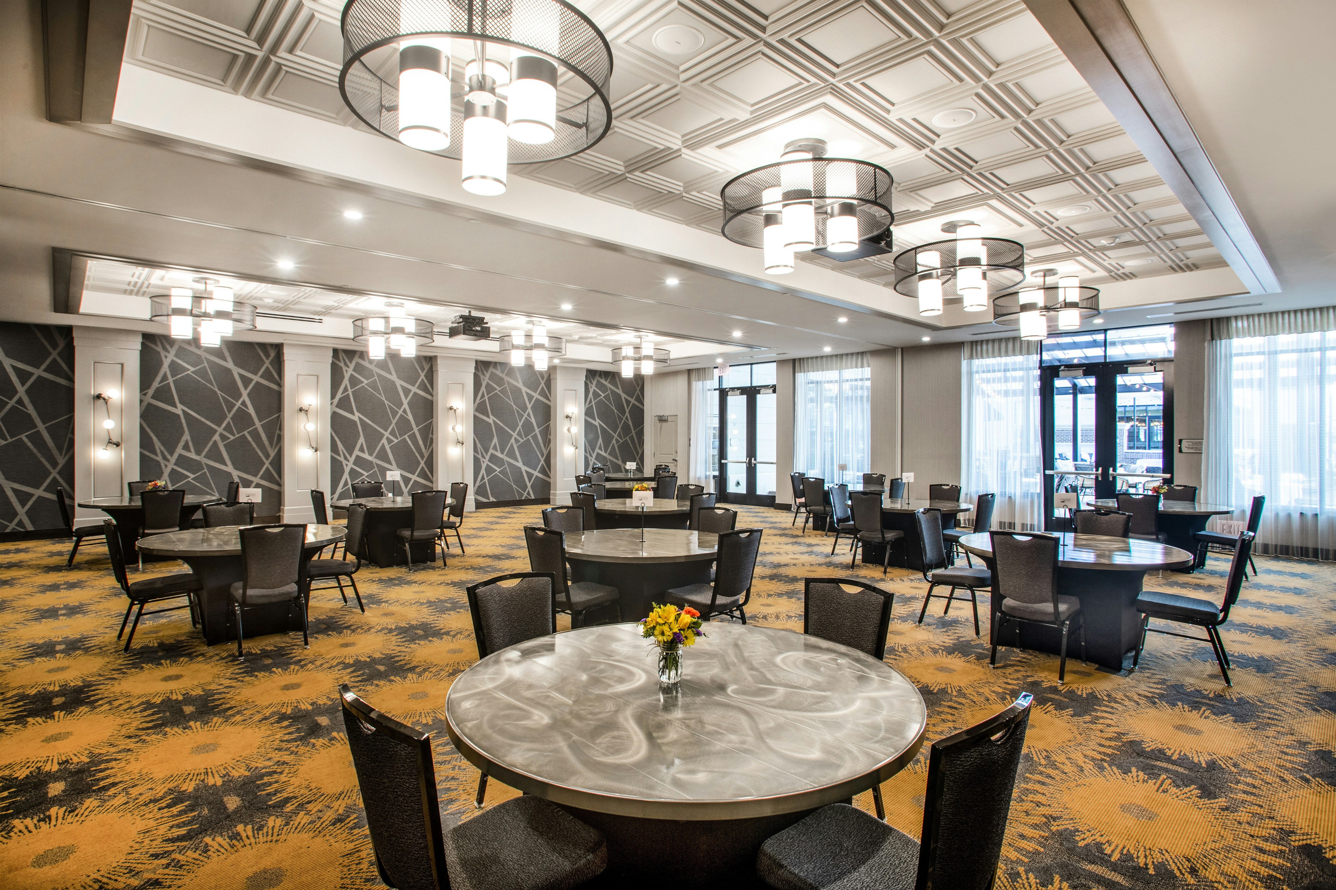 Homewood Suites By Hilton Salina Downtown Ks 21/27