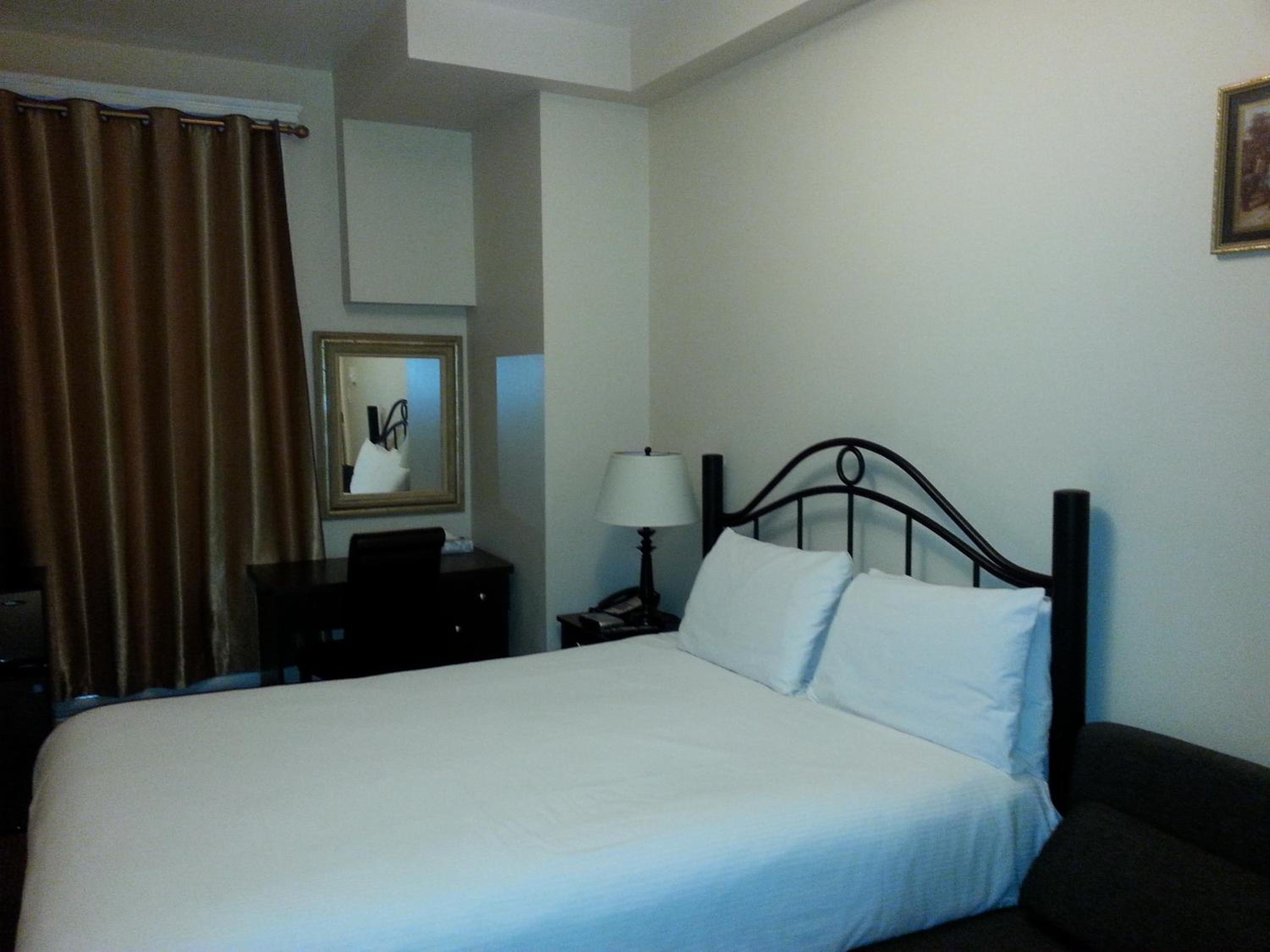 Barclay Hotel 2/41