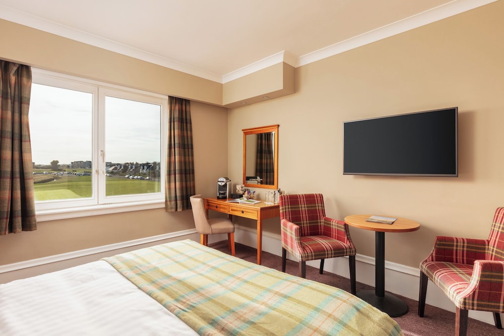 Carnoustie Hotel 64/75