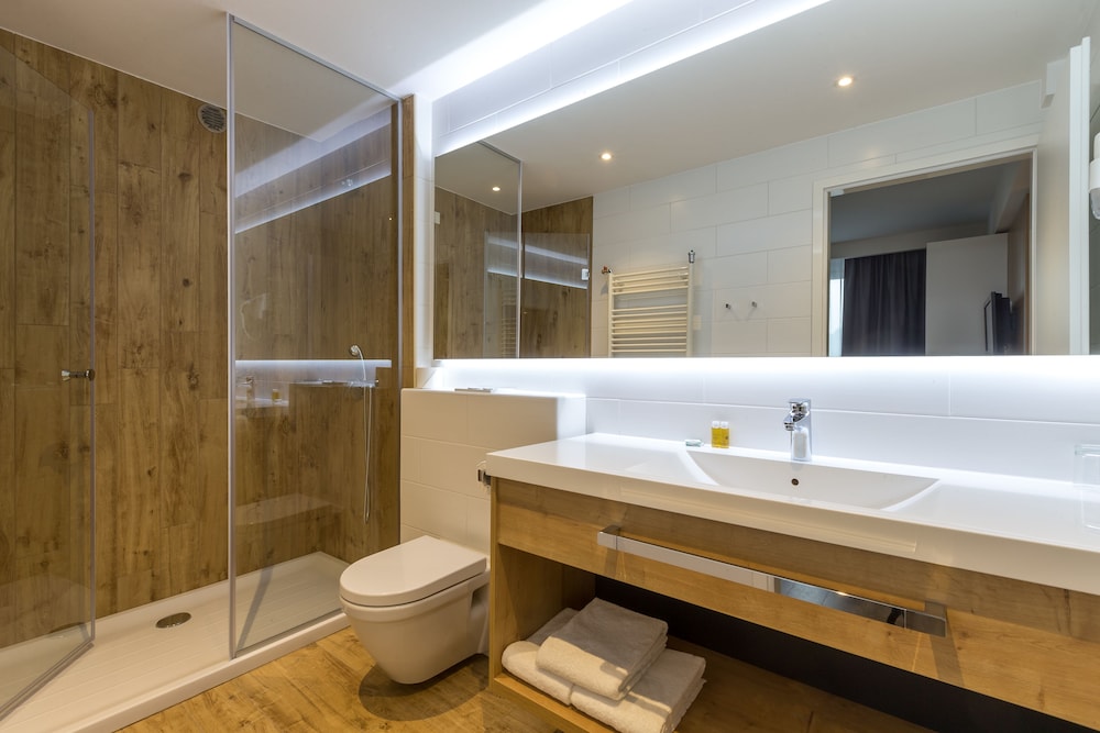 M hotel Ljubljana 42/49