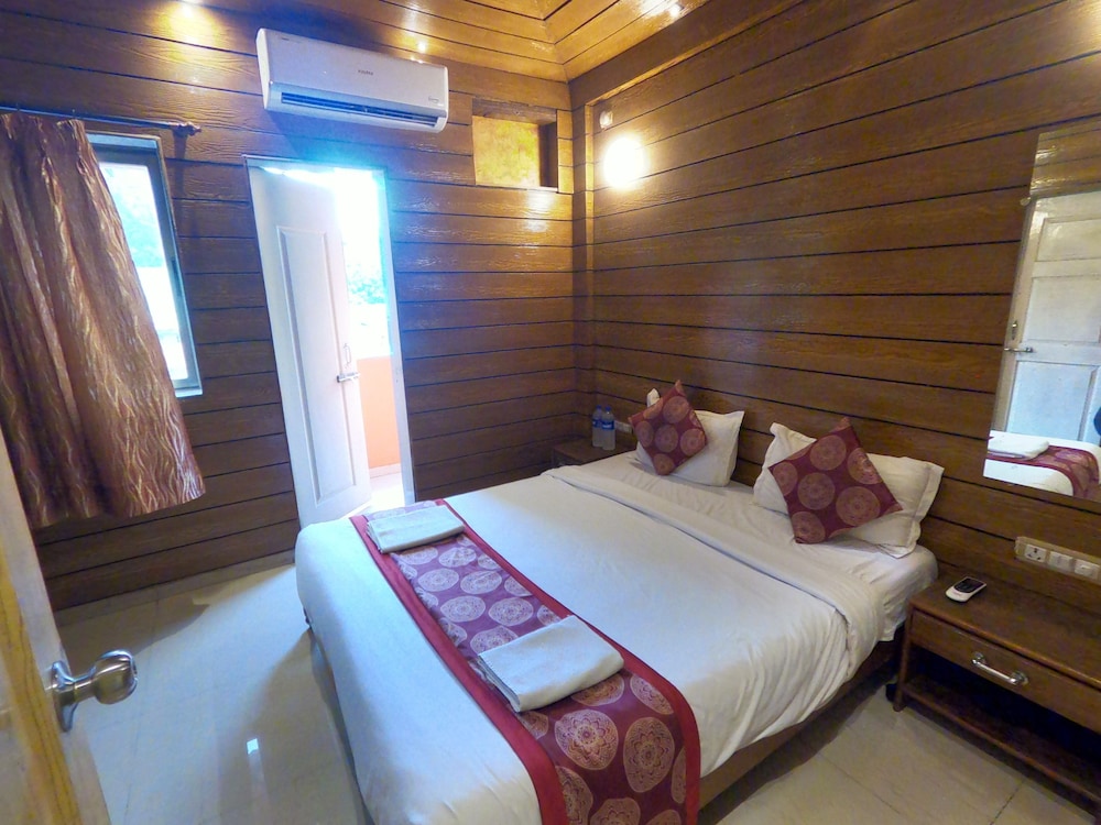 Hill Forest Resort 9/44