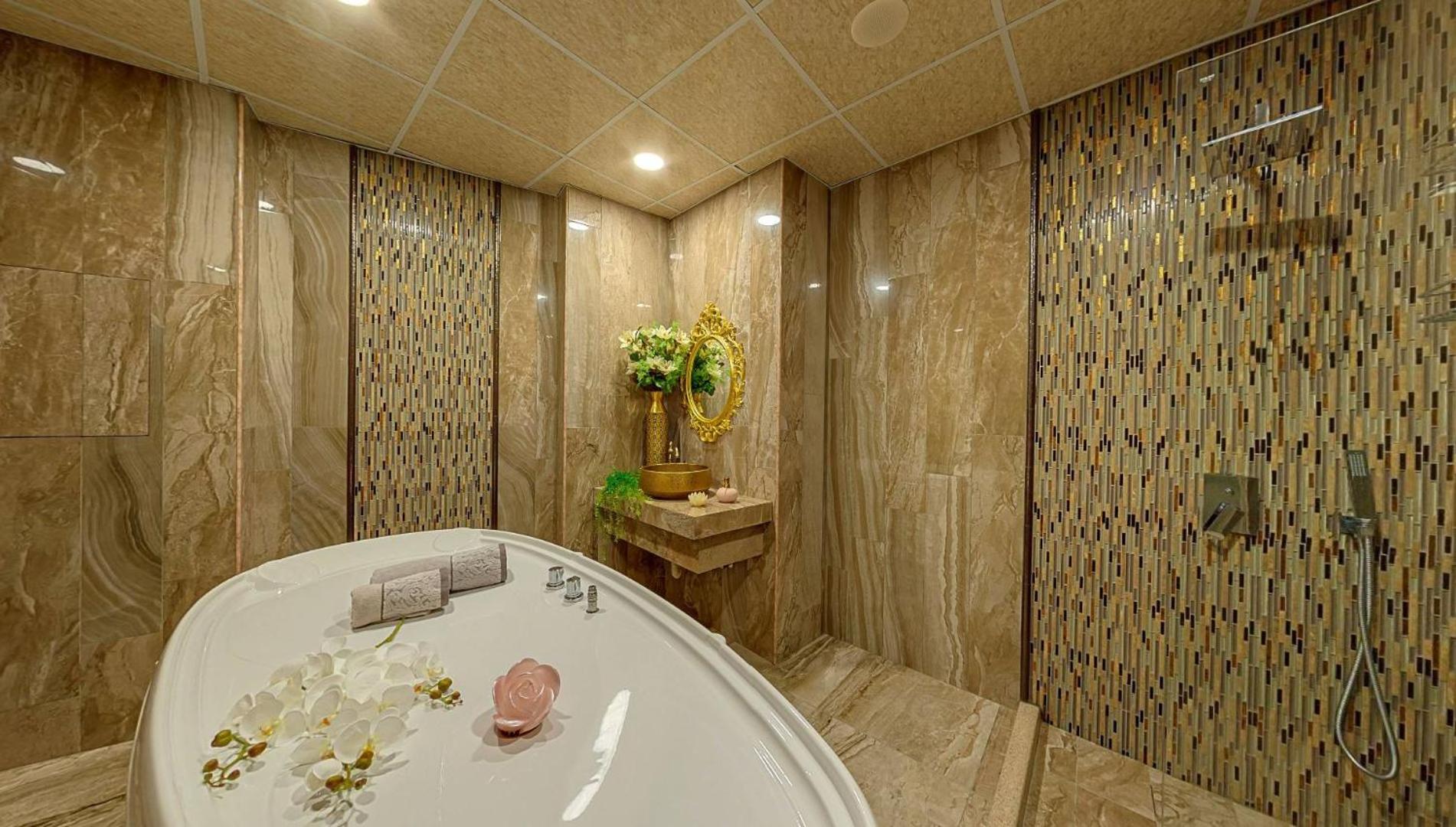 HOTEL ELENA 32/53