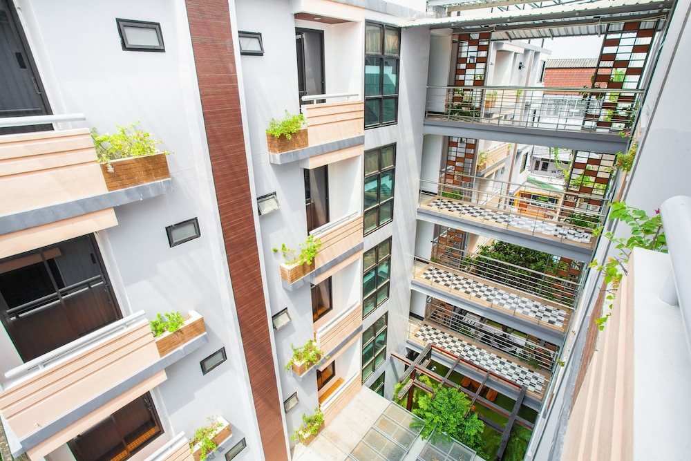 New Siam Palace Ville Hotel in BANGKOK