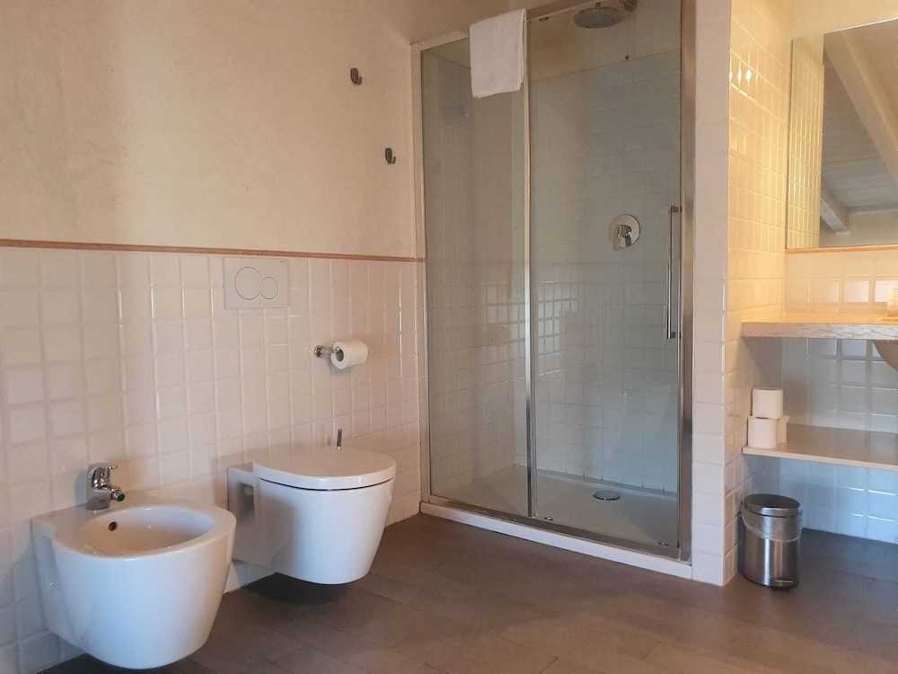 Hotel Villa Moron 45/50