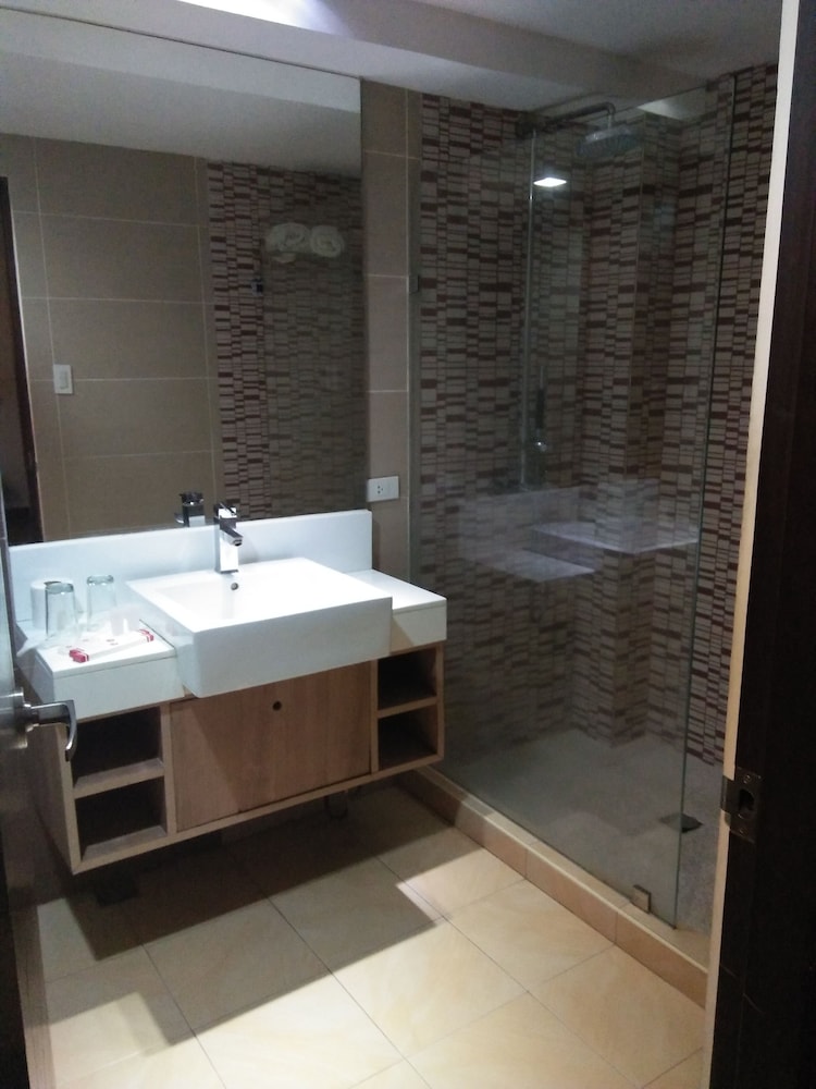Tyche Boutique Hotel 30/41