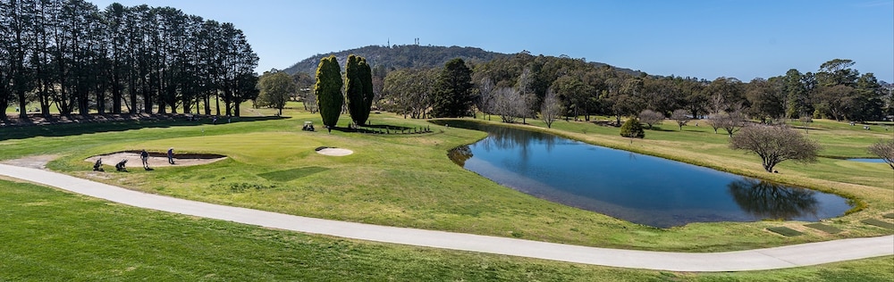 Park Proxi Gibraltar Bowral 1/64