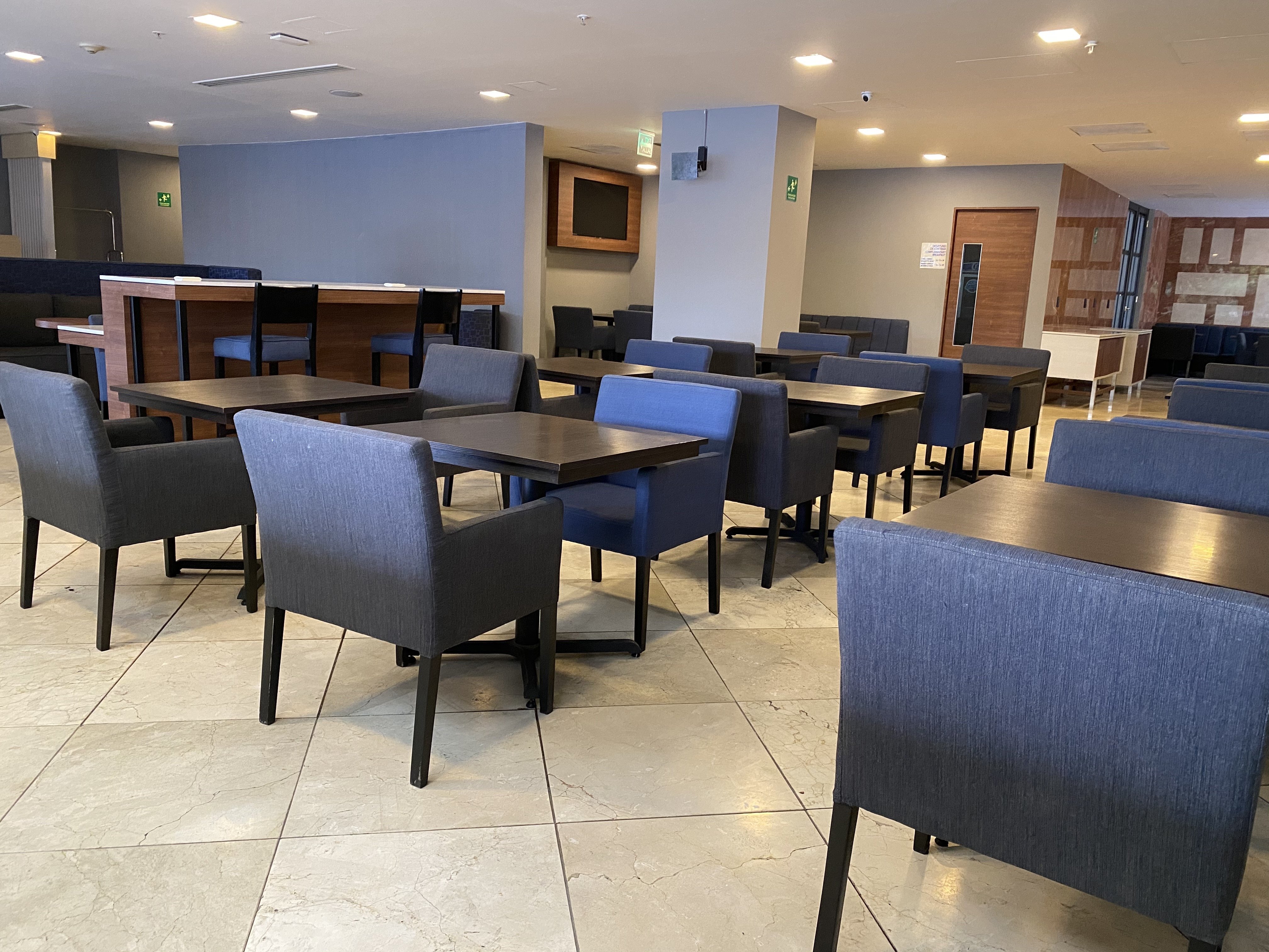 Holiday Inn Express Mexico Santa Fe 38/50
