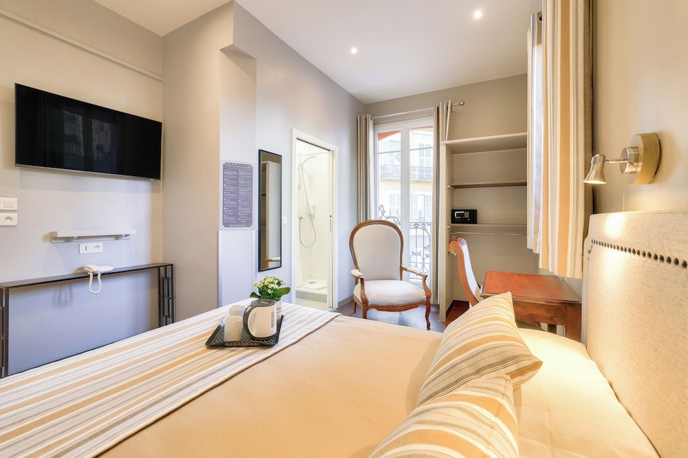 Lepante Hotel 40/51
