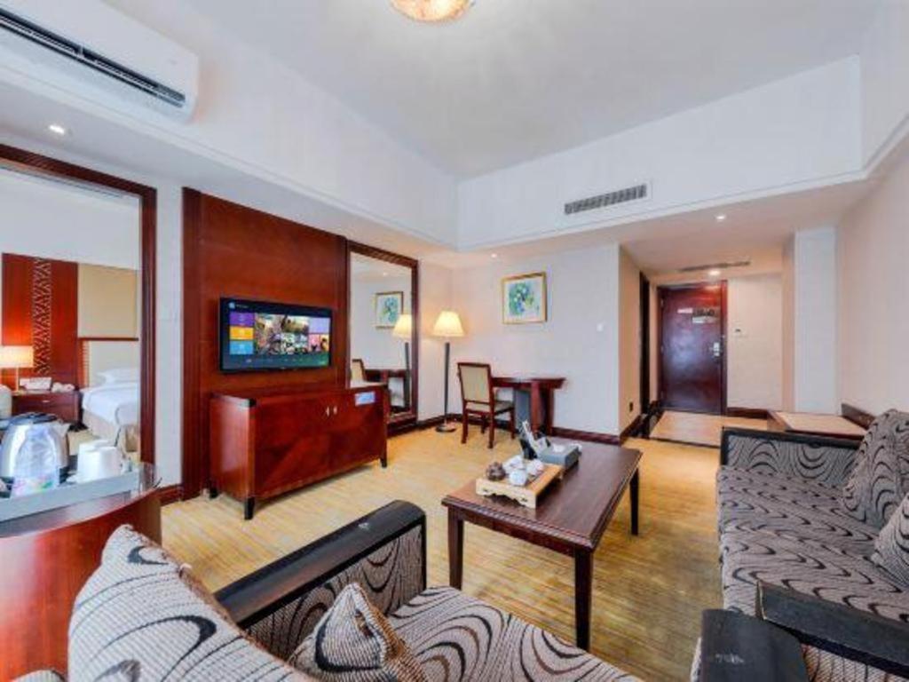 Borrman Hotel Dongguan Changping Avenue 47/59
