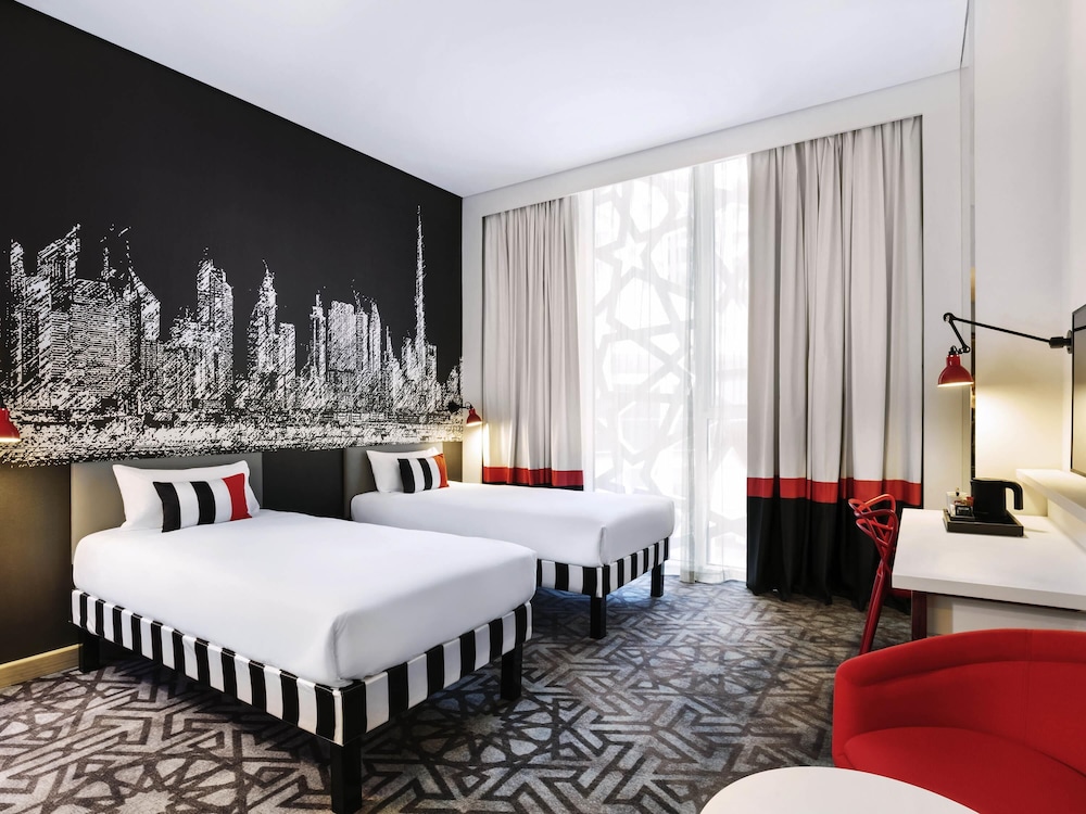 Ibis Styles Dubai Airport 17/66