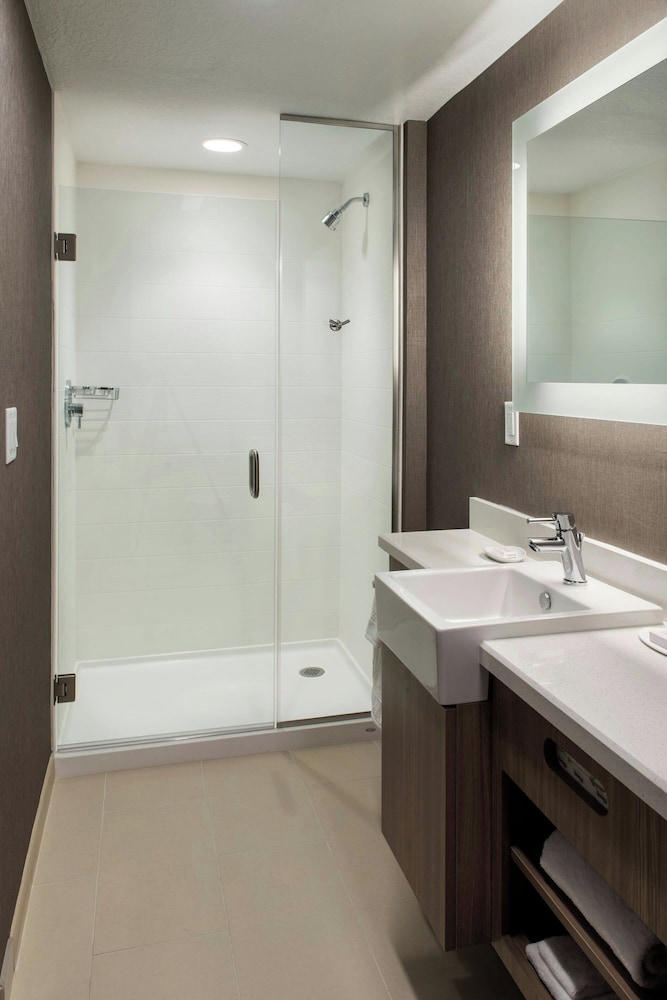 1 Bedroom, Suite, Accessible