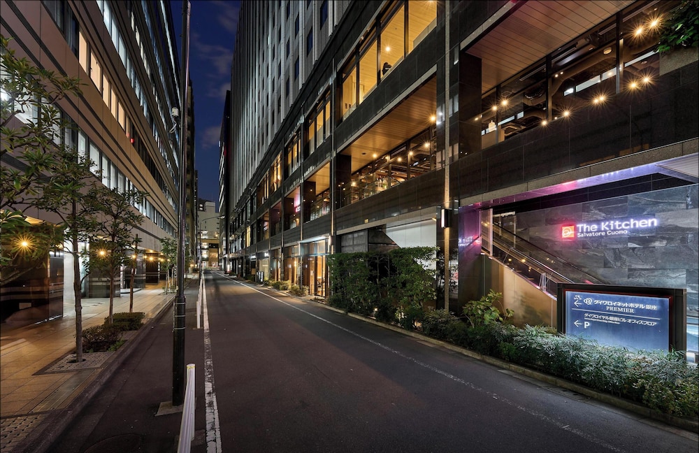 Daiwa Roynet Hotel Ginza Premier 60/64