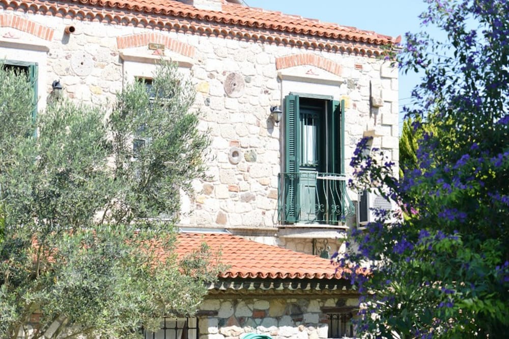Alacati Zeytin Konak Hotel 2/50