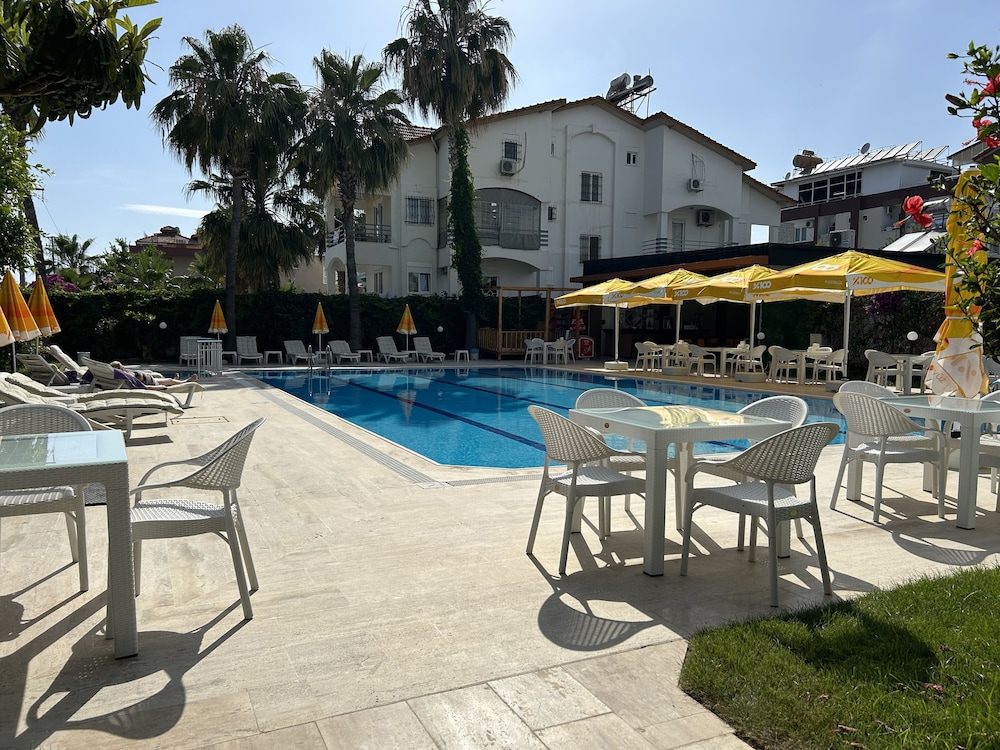 MELIS OTEL 33/40