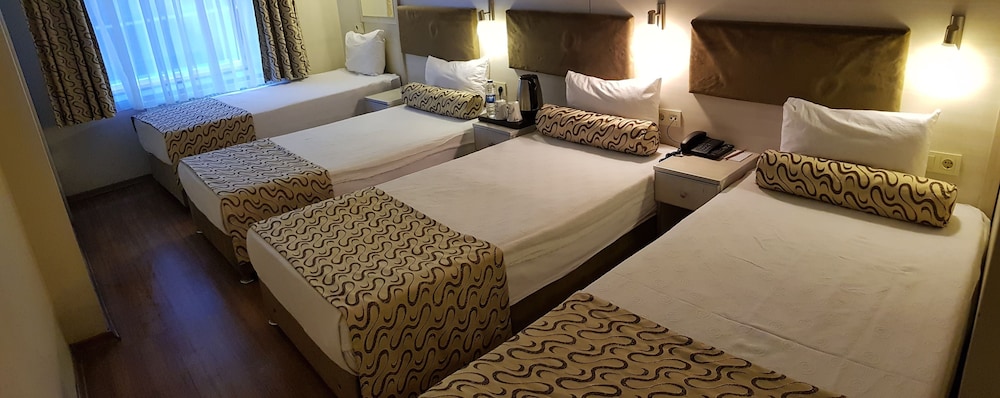 Grand Zeybek Hotel 15/50
