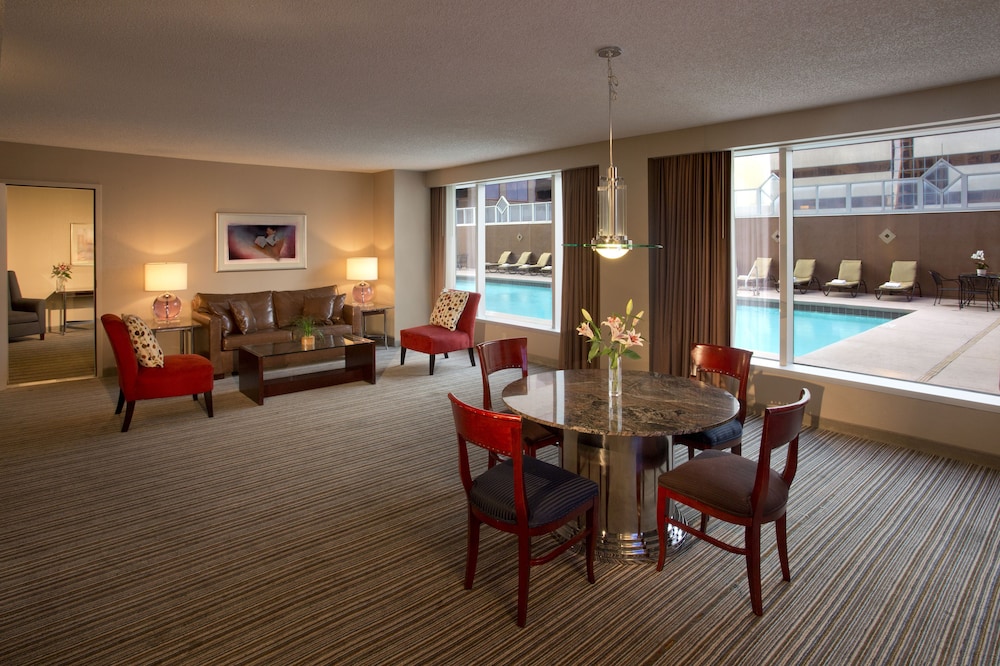 The Clyde Hotel (ex. Hyatt Regency Albuquerque) 42/61