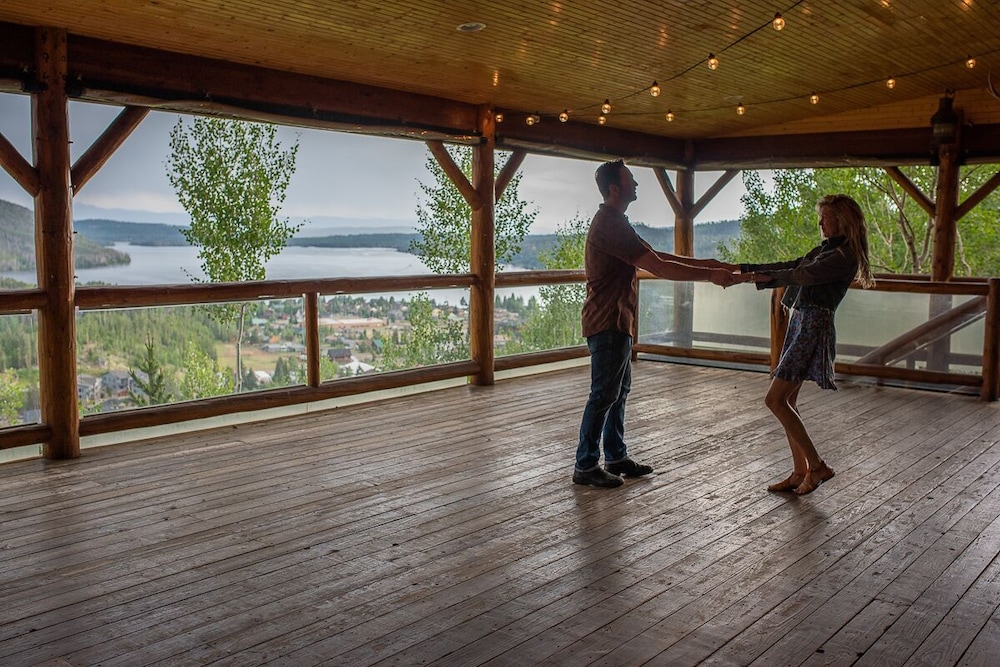 Grand Lake Lodge 26/50