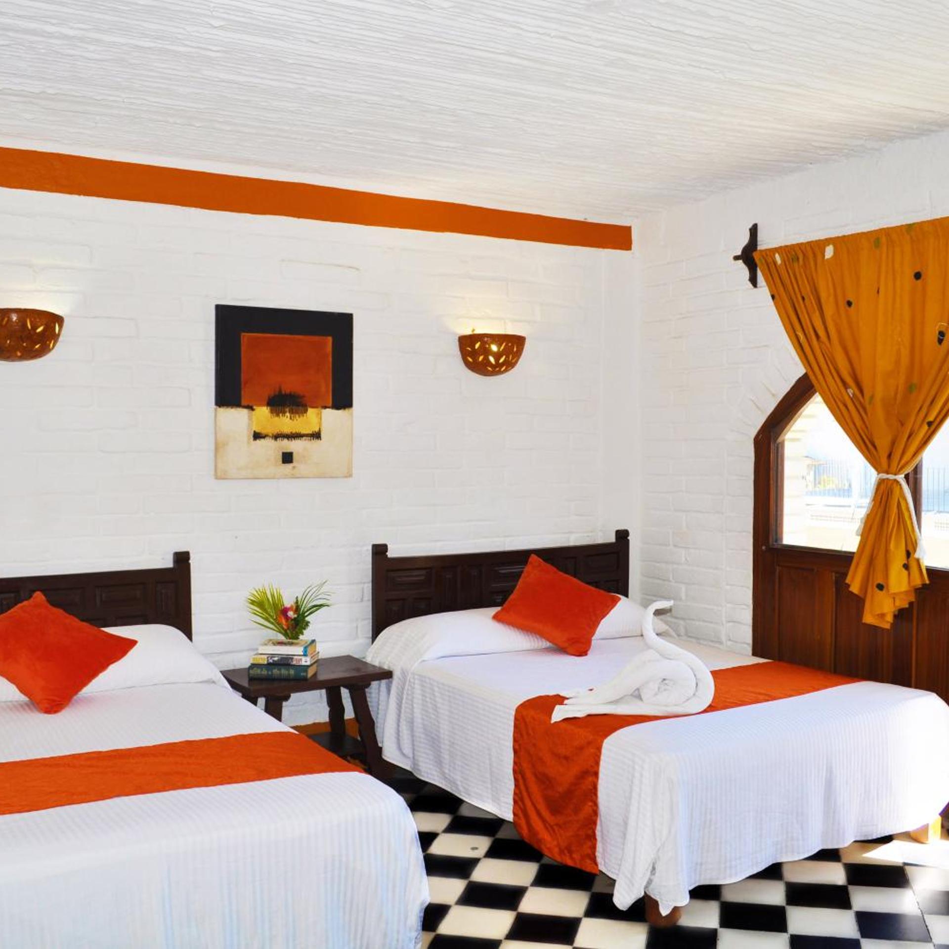 Room, Quadruple, Kitchenette