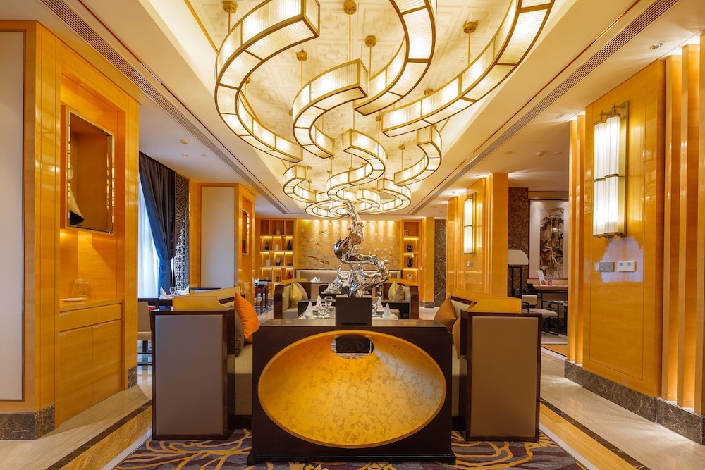 Howard Johnson by Wyndham Jinyi Hotel Chongqing 13/19