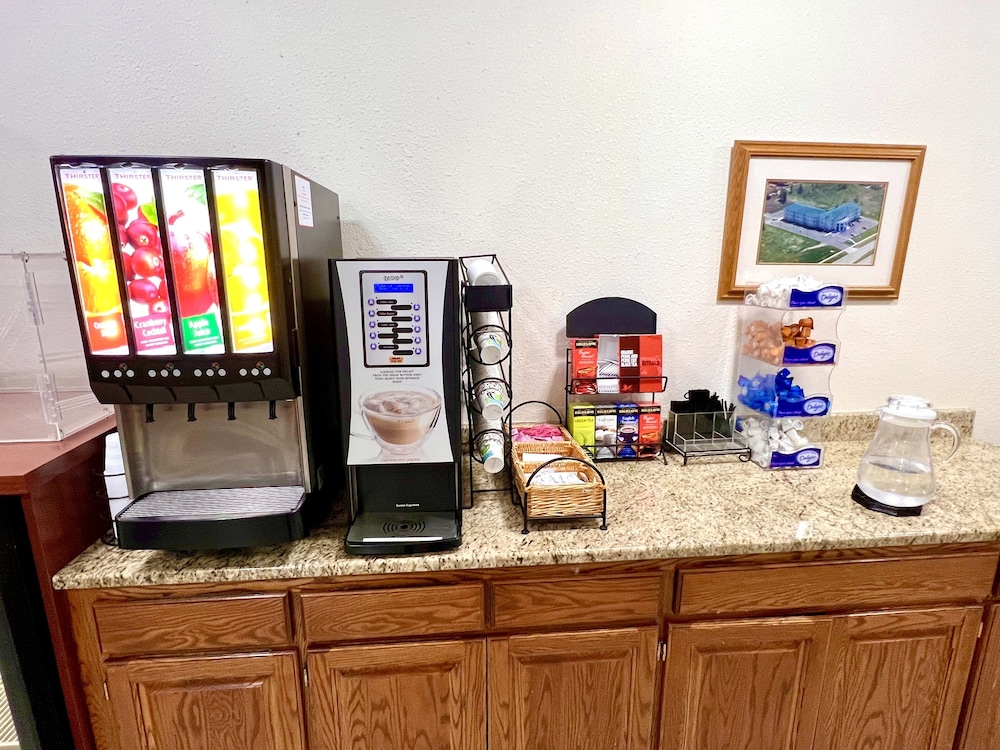 MainStay Suites Madison Airport 35/52