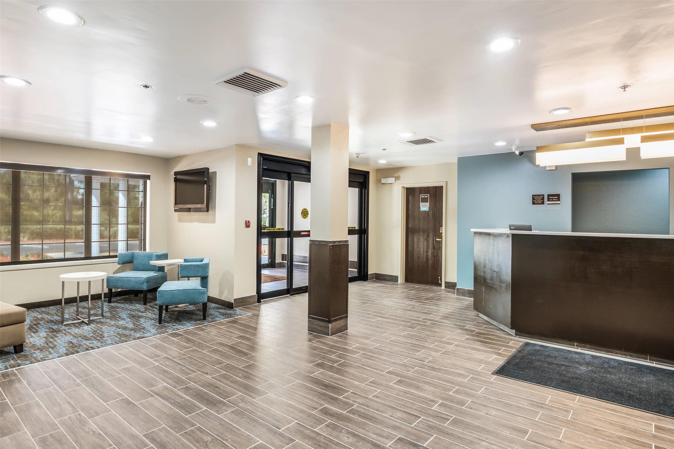 Sleep Inn & Suites Tallahassee - Capitol 5/21