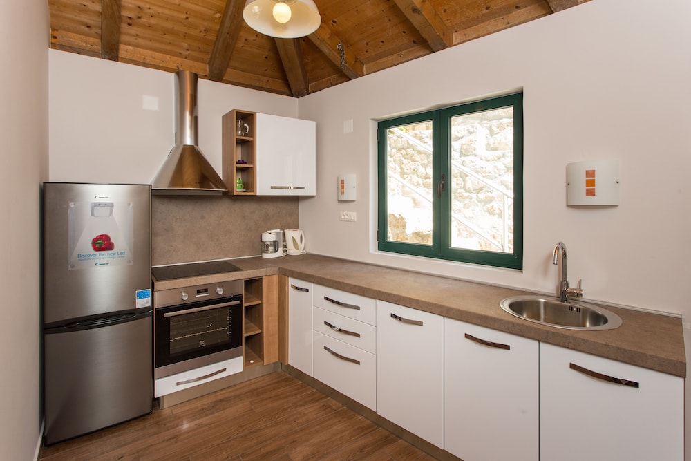 Apartments Villa Mirjana 5/75