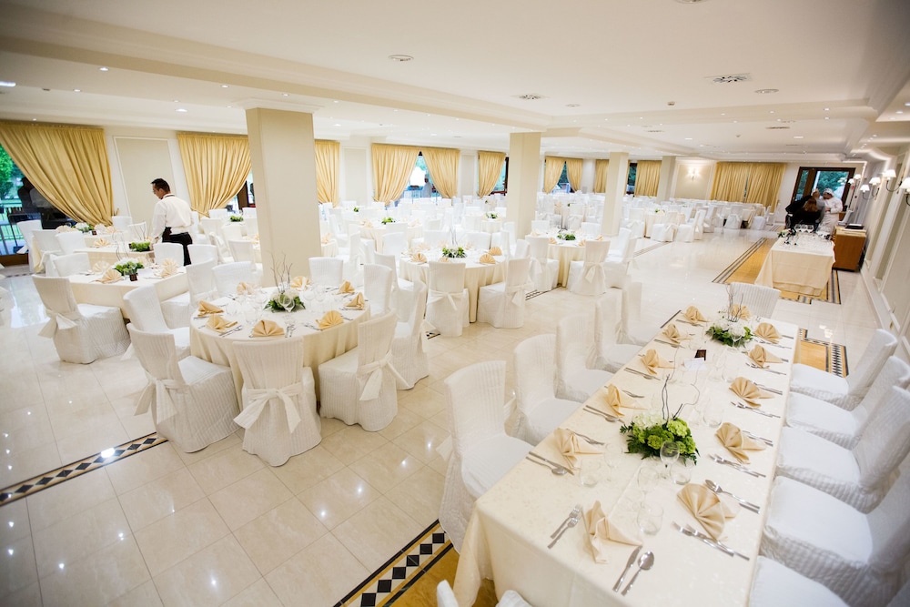 Grand Hotel Elite 50/64