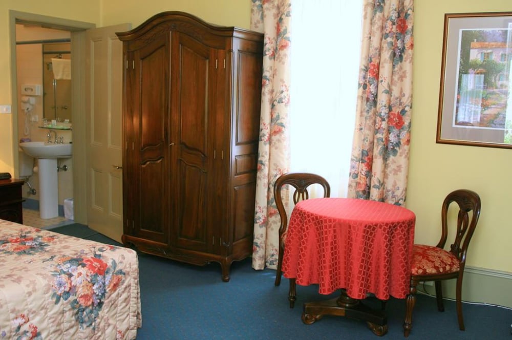 AVONMORE ON THE PARK BOUTIQUE HOTEL 25/39
