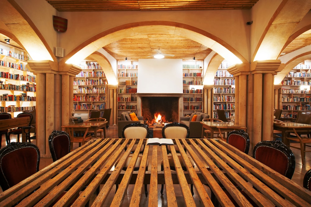 The Literary Man Obidos Hotel 12/66