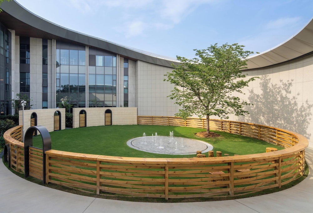 Kimpton Nine Trees Shanghai by IHG, Nanqiao 47/50