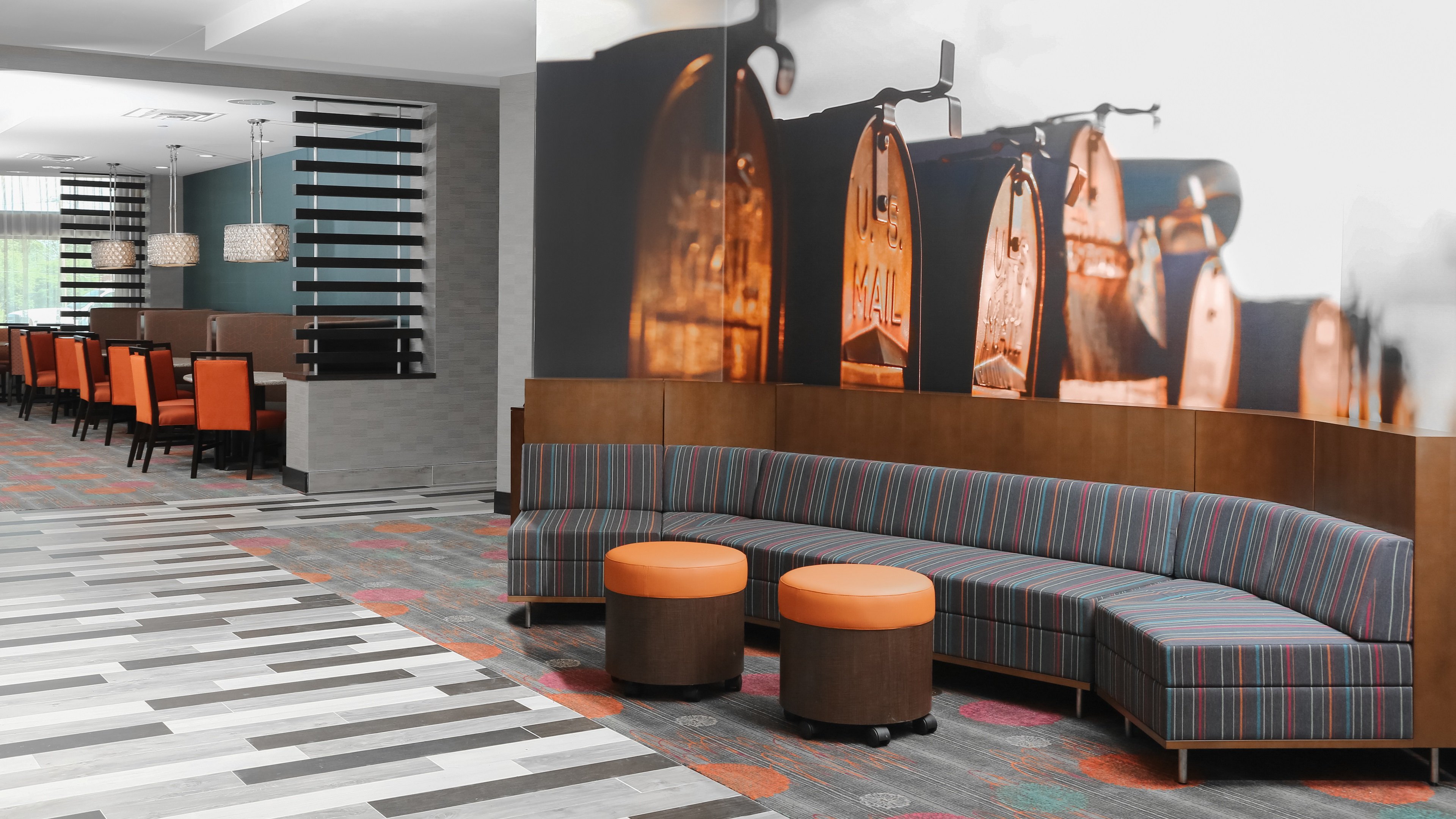 Holiday Inn Express Moline - Quad Cities Area 66/73