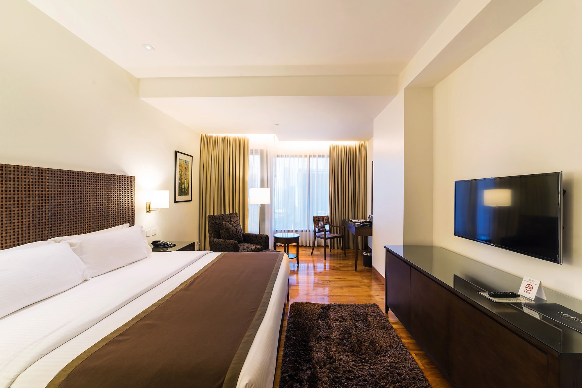 غرفة ديلوكس بسرير كينج، City Garden Grand Hotel 4/10