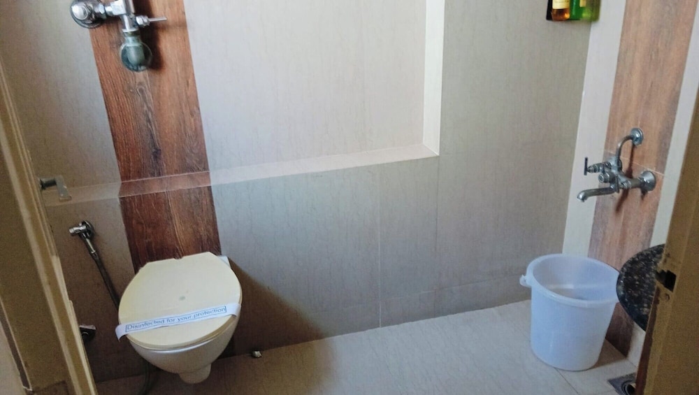 Hotel Crown Ahmedabad 41/43
