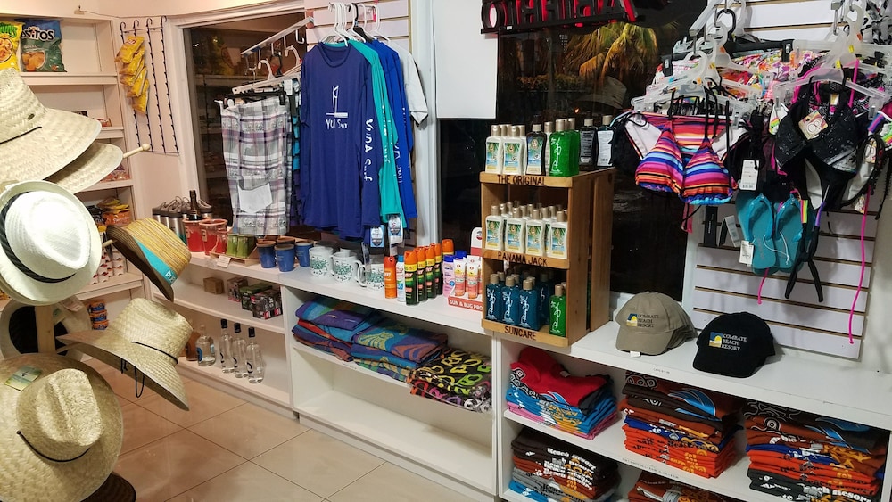 Combate Beach Resort Ex Parador 36/50