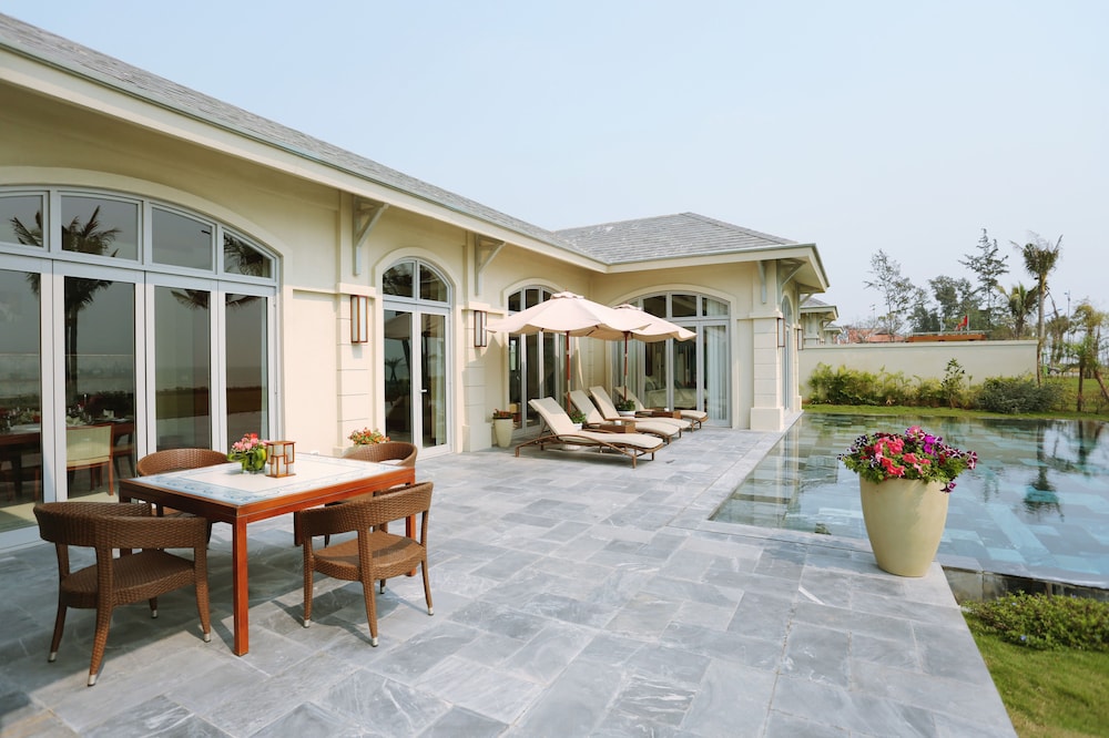 Flc Luxury Resort Samson 6/77
